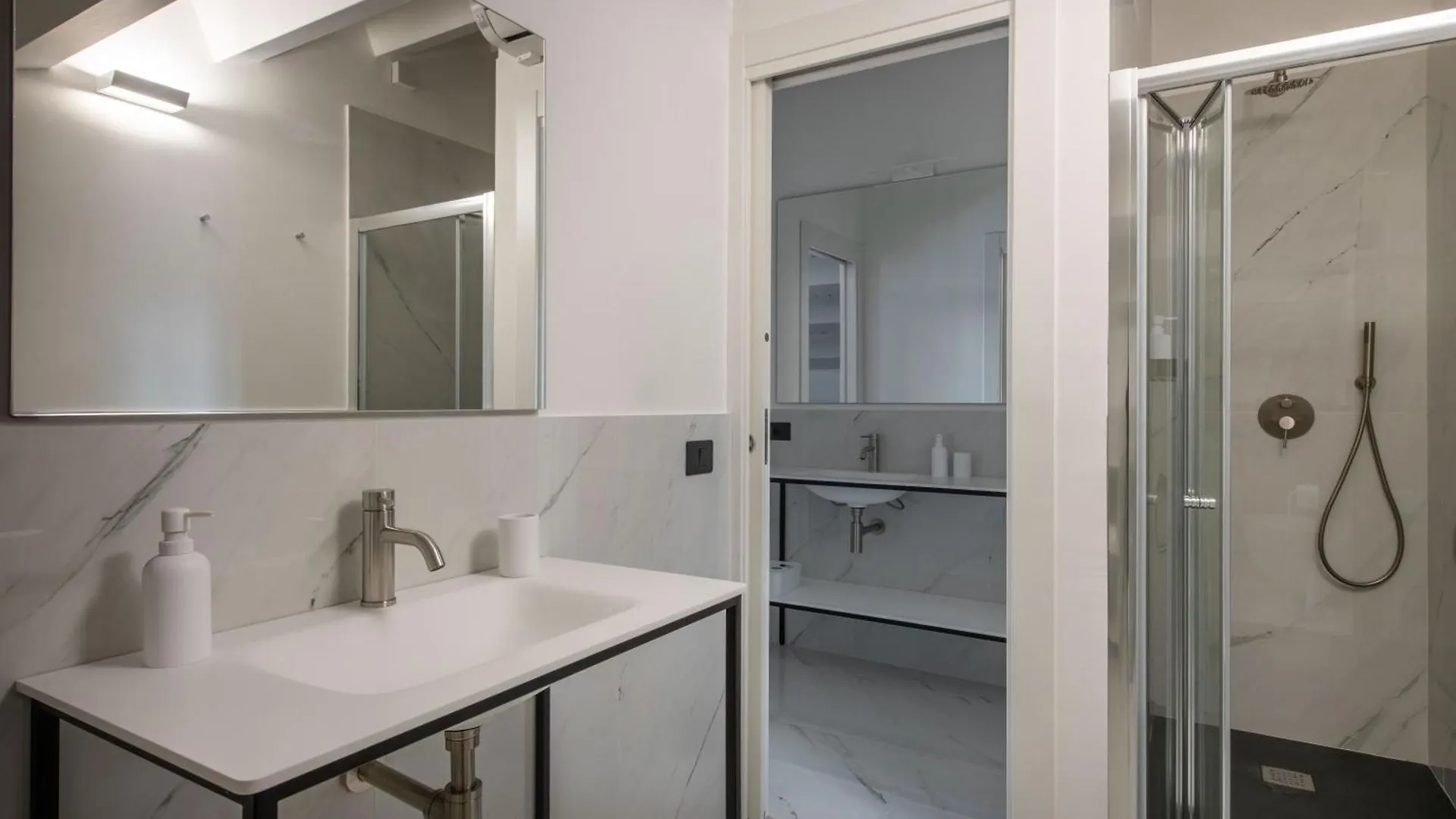 Apartment Giglio Suites Palermo Italy