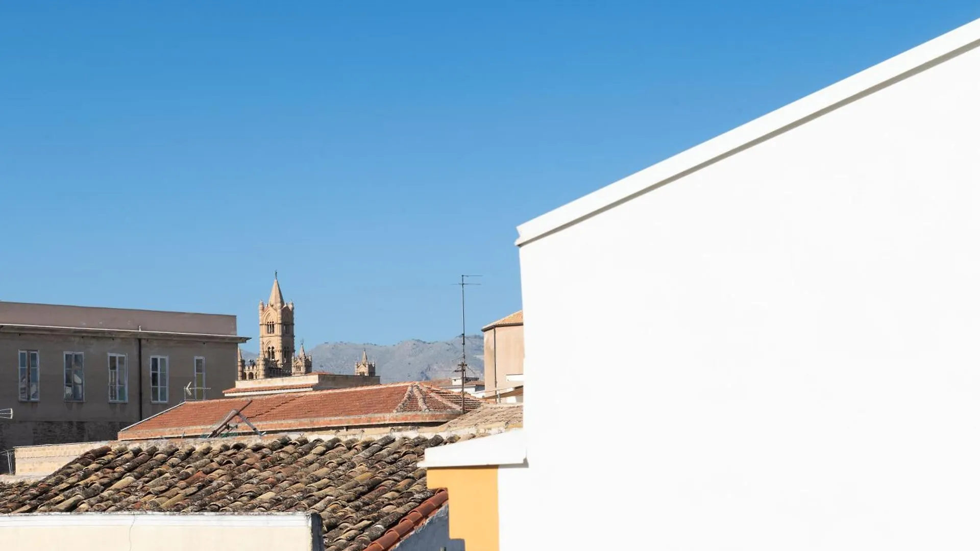 Apartment Giglio Suites Palermo Italy